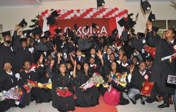 LG전자가 1일 에티오피아 수도 아디스아바바에 있는 'LG-KOICA 희망직업훈련학교'에서 ‘제3회 LG-KOICA 희망직업훈련학교 졸업식’을 개최했다.