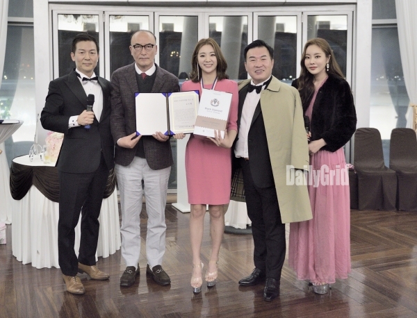▲ 촤측부터 3번째 고은별 ,미스 지 차지 / ⓒ 오종준 기자