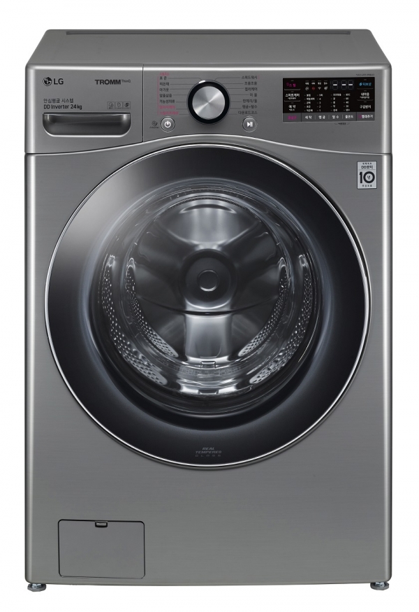 LG전자는 양이 많거나 부피가 큰 빨래도 한 번에 세탁할 수 있는 인공지능 DD세탁기 'LG 트롬 세탁기 씽큐'를 이번 주말 출시한다.[사진 LG전자 제공]
